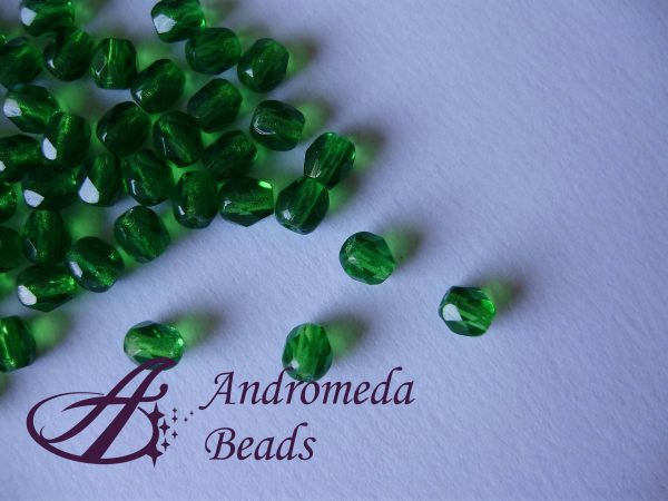 10 Perle 1/2 Cristallo sfaccettate 4mm Verde Prato