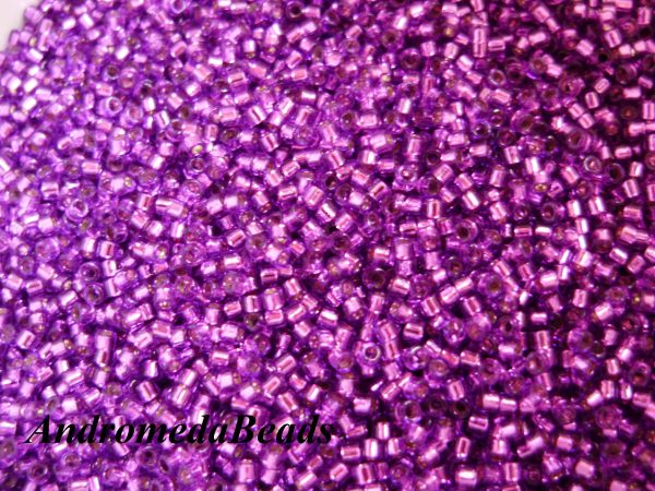 Miyuki Delica 11/0 colore 1345 Silver Lined Bright Purple 5g