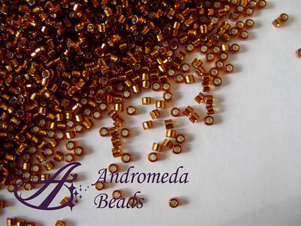 Miyuki Delica 11/0 colore 144 Silver Lined Amber 5g