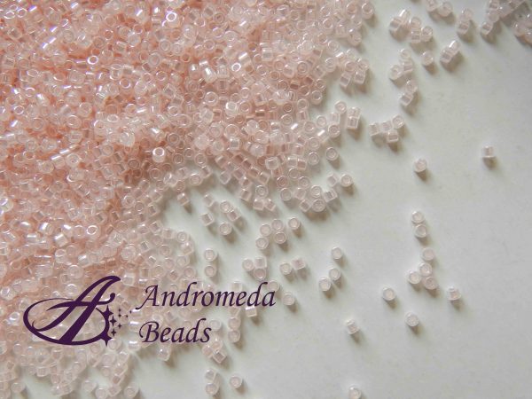 Miyuki Delica 11/0 colore 234 Pale Pink Pearl 5g
