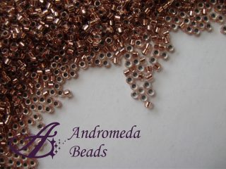 Miyuki Delica 11/0 colore 37 Copper Lined Crystal 5g
