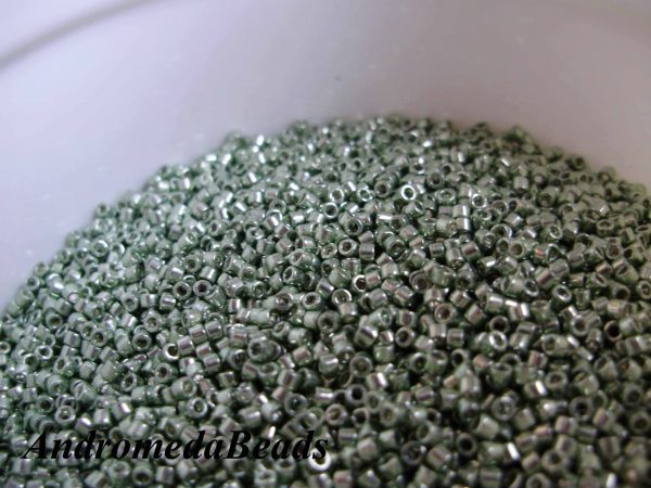 Miyuki Delica 11/0 colore 413 Galvanized Light Green 5g