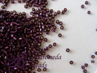 Miyuki Delica 11/0 colore 611 Silver Lined Wine 5g