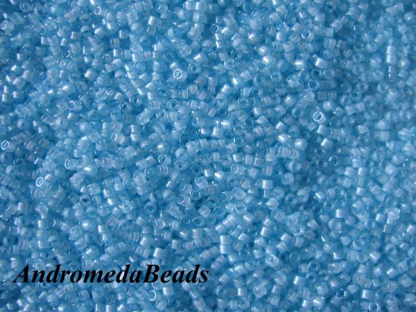 Miyuki Delica 11/0 colore 78 Lined Crystal Aqua Mist Luster 5g