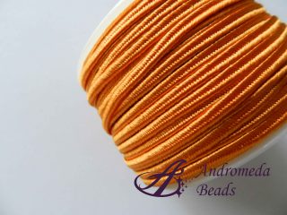 1 Metro Sfuso di Piattina Soutache 3mm colore Arancione