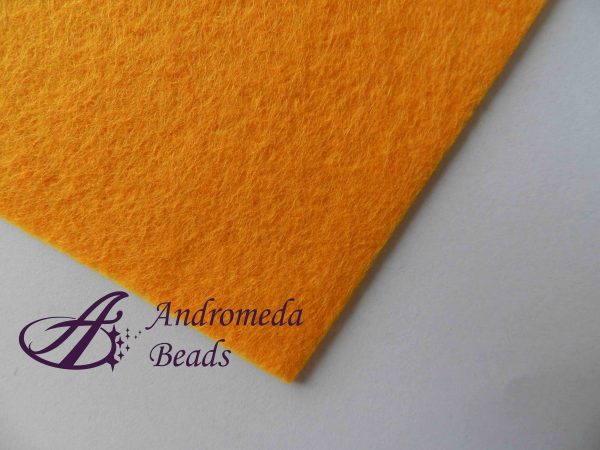 Foglio in Feltro 30x30cm 2mm colore Giallo Oro
