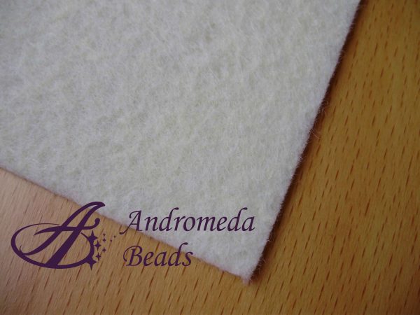 Foglio in Feltro 30x30cm 2mm colore Ivory