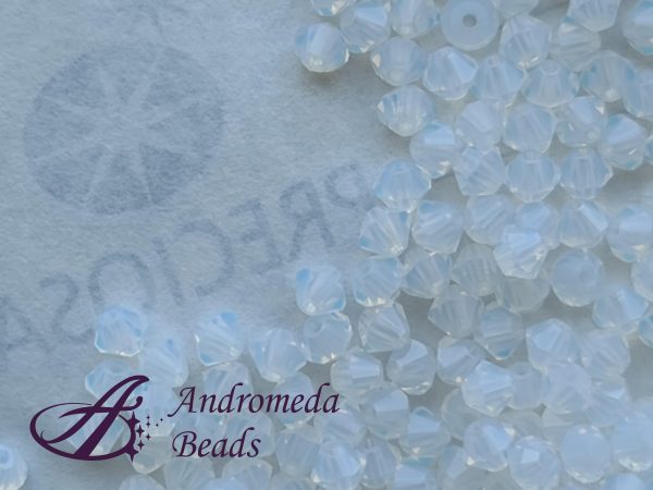 10 Cristalli Preciosa bicono 4mm White Opal